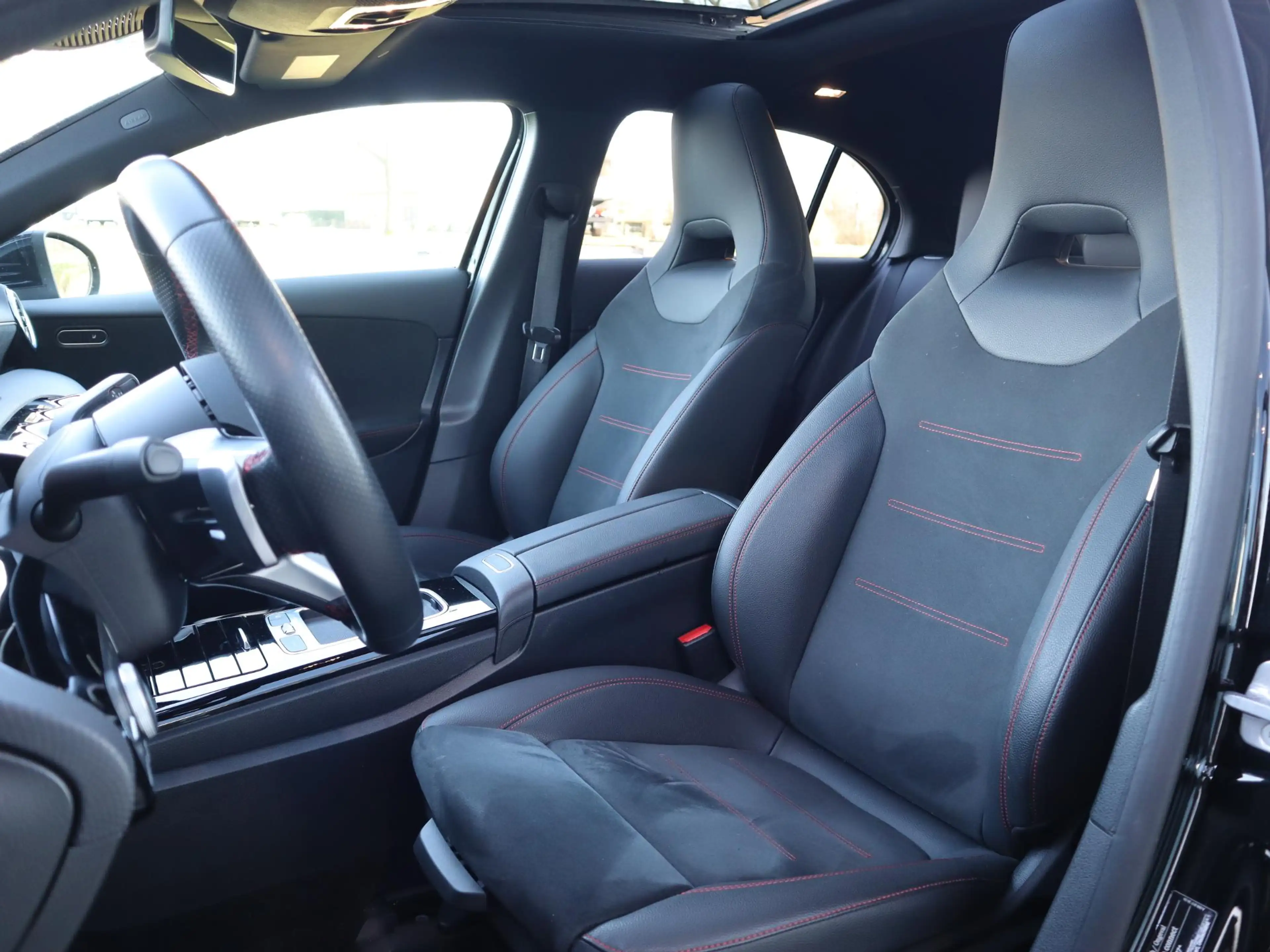 Mercedes-Benz A 250 e Star Edition AMG Line | Panoramadak | Multispaak — photo 11