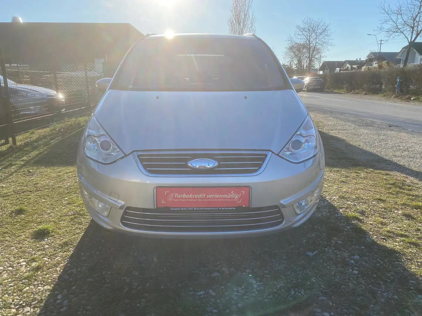 Ford Galaxy Titanium Silber - 1