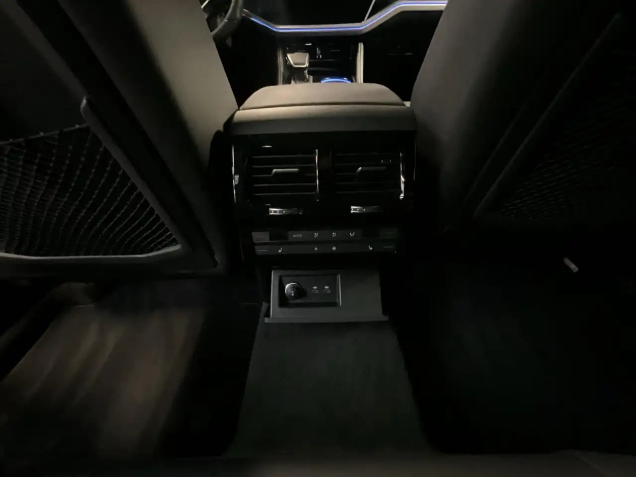 Volkswagen Touareg R-Line+V6+Aut.+Black-Style+4M+Pano 21