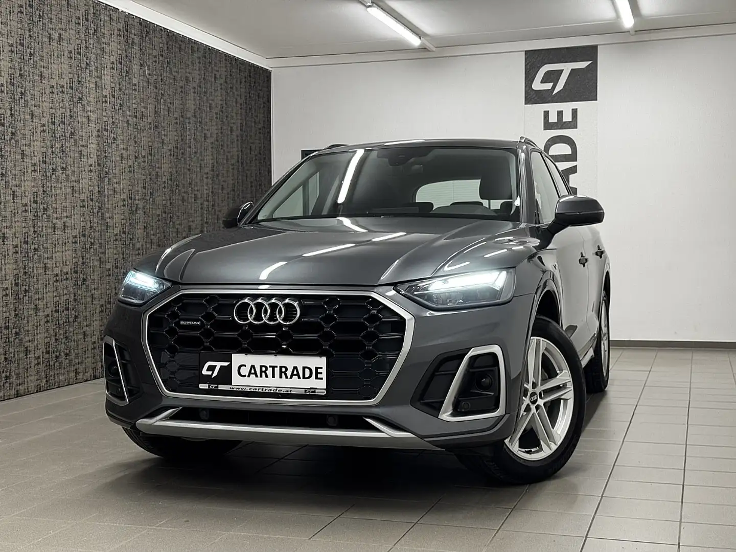 Audi Q5 40 TDI quattro S-line S-tronic / LED/ VIRTUAL/ ... Gris - 1