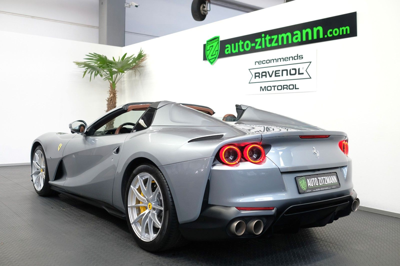 Ferrari 812 GTS/CARBON/LIFT/JBL/SURROUND VIEW/ALCANTARA — photo 2
