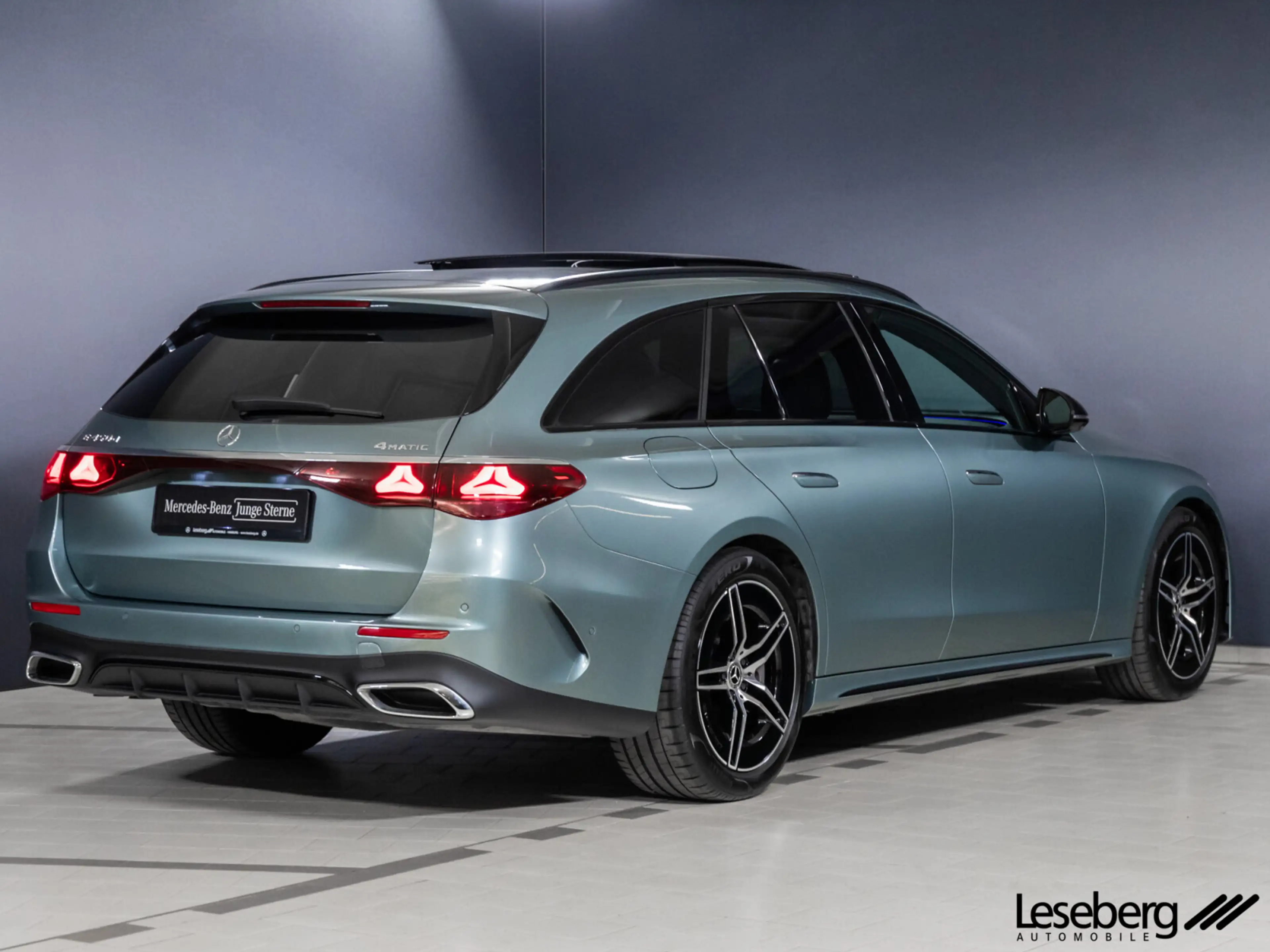 Mercedes-Benz E 450 E 450 d T 4M AMG Adv+ Night/Pano/Dig.Light/AHK/ — photo 2