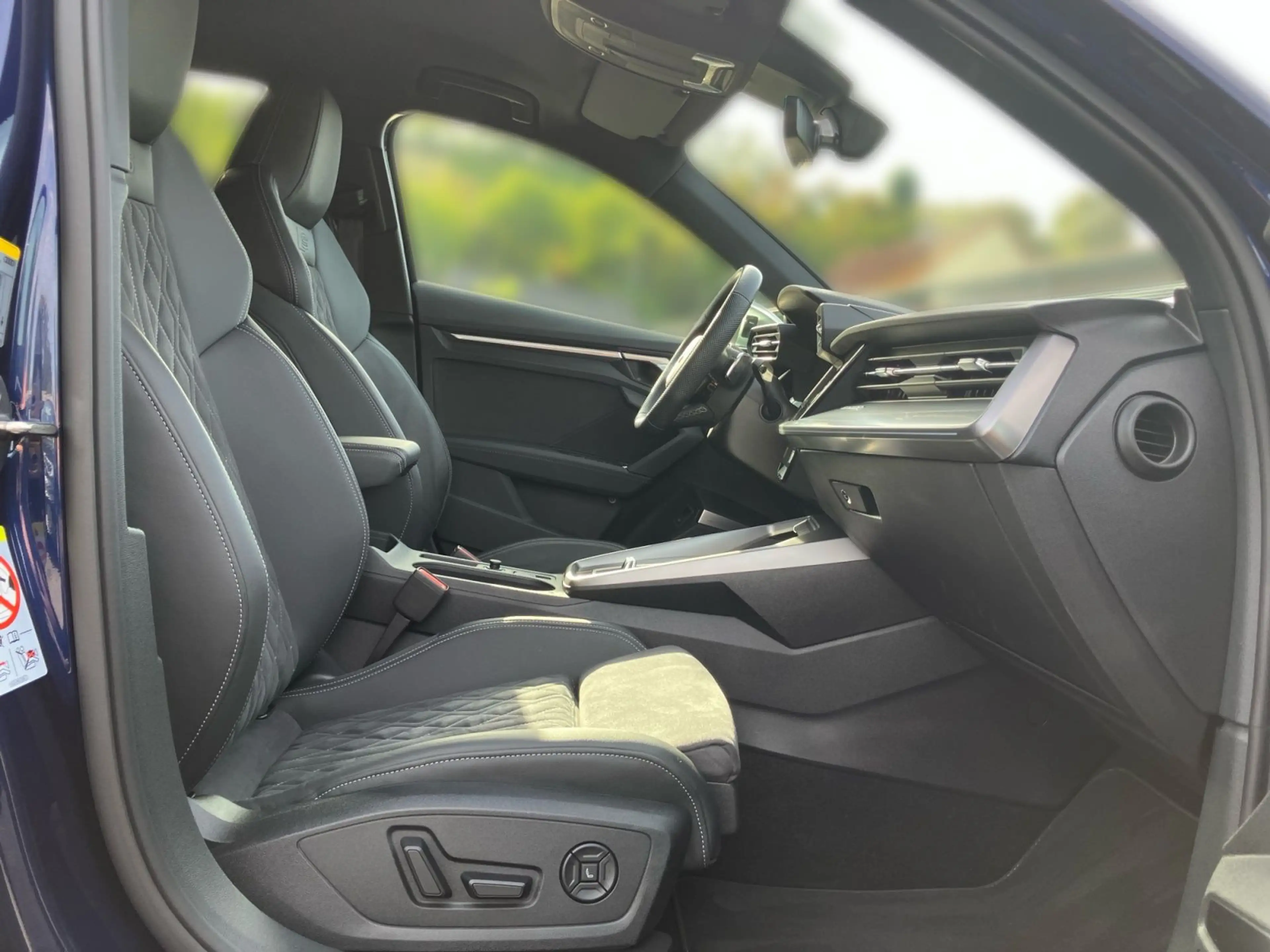 Audi S3 TFSI quattro S-tronic / Matrix, B&O — photo 14
