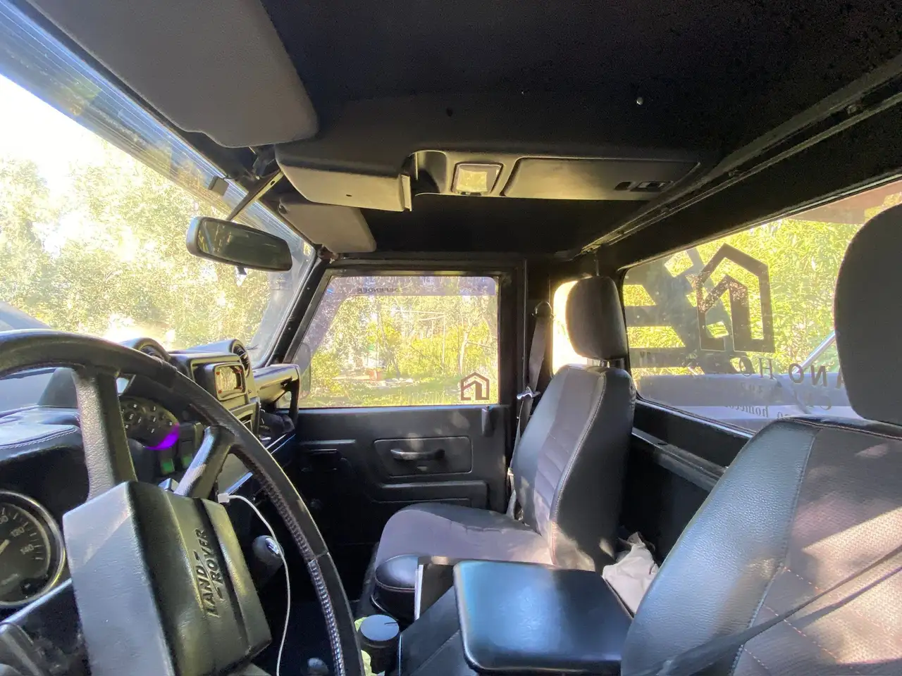 Land Rover Defender 90 2.5 td Hard Top, foto 6
