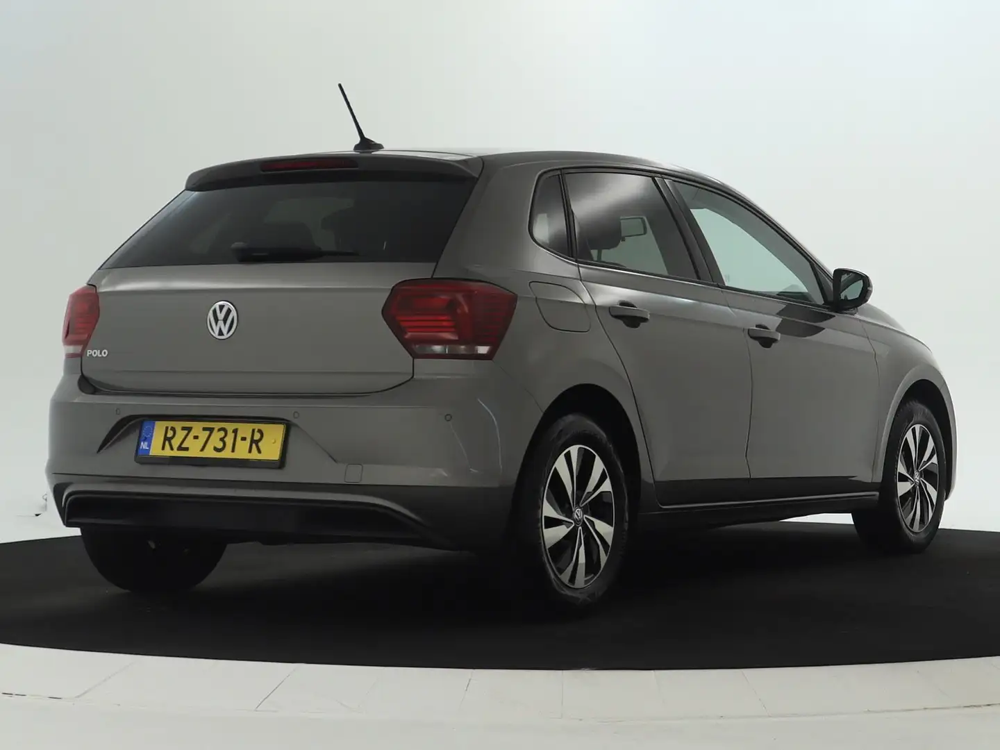 Volkswagen Polo 1.0 TSI Comfortline Business NAVI | CarPlay | PDC Grijs - 2