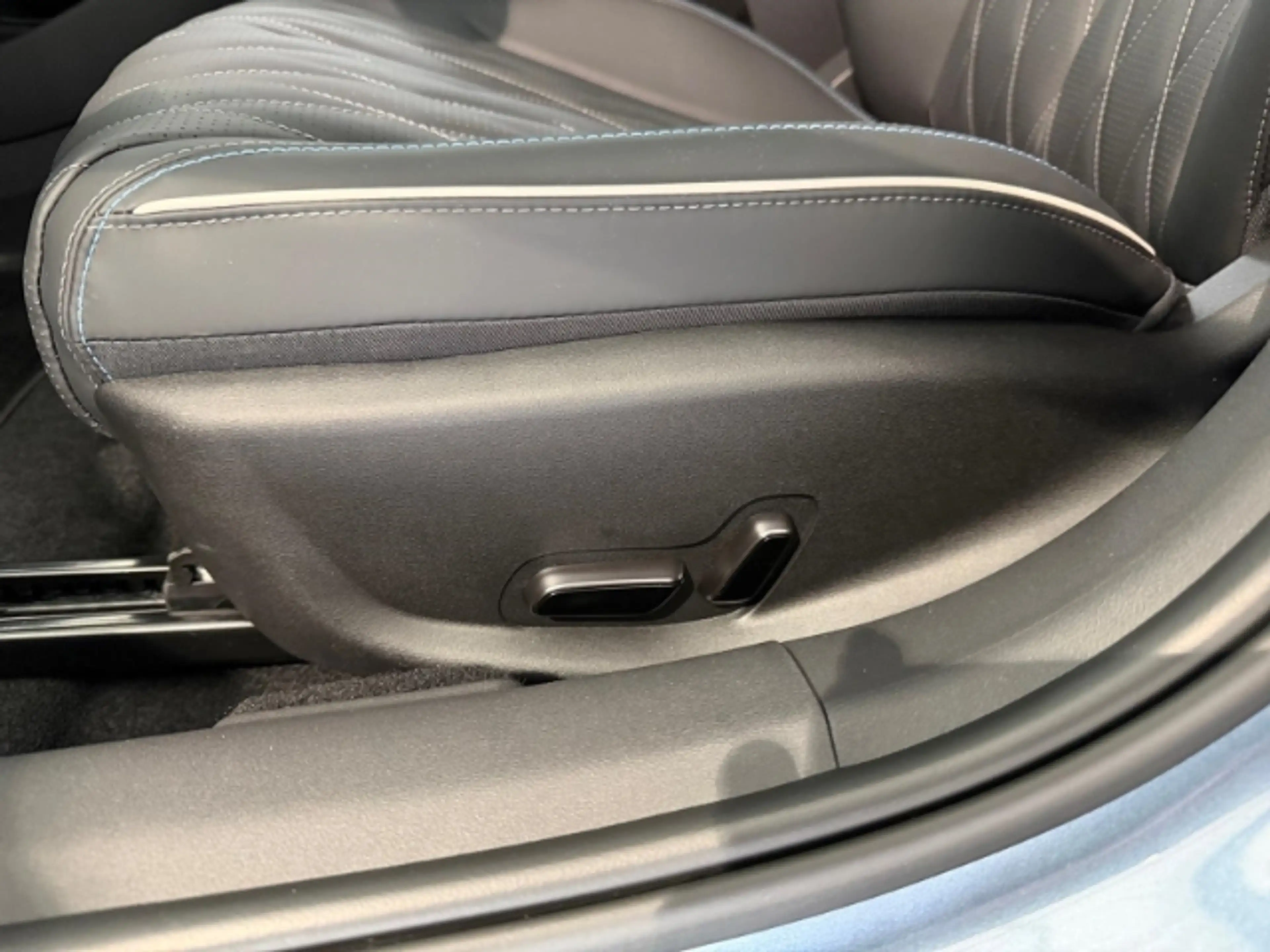 BYD Seal Comfort/61,4 kWh/Panorama/LED/Sitzheizung/Klimaaut — photo 19