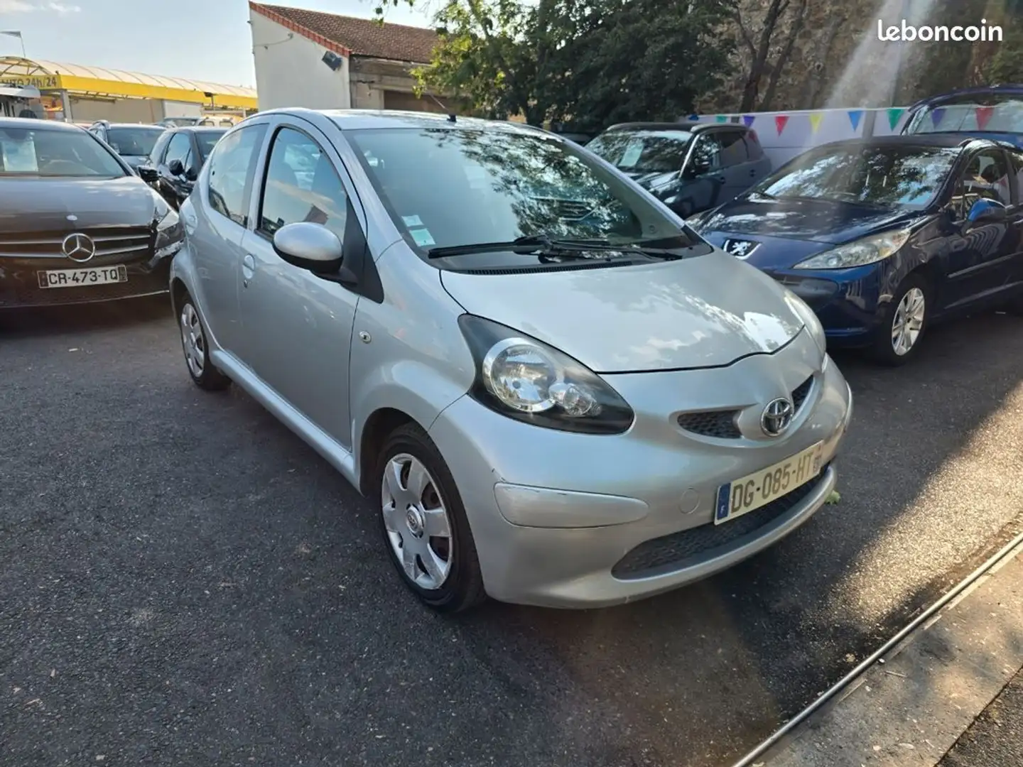 Toyota Aygo 1.0l vvti 68ch Boite Auto 5pts GARANTIE Gris - 2