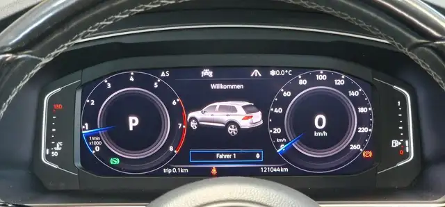 Volkswagen Tiguan view 14