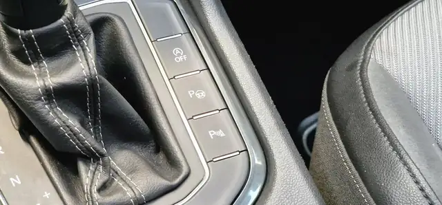Volkswagen Tiguan view 23
