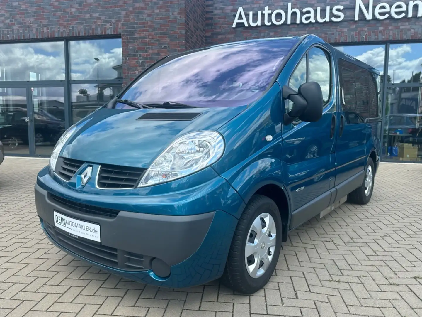 Renault Trafic Combi L1H1 2,9t  Expression Behinderg. Grün - 1