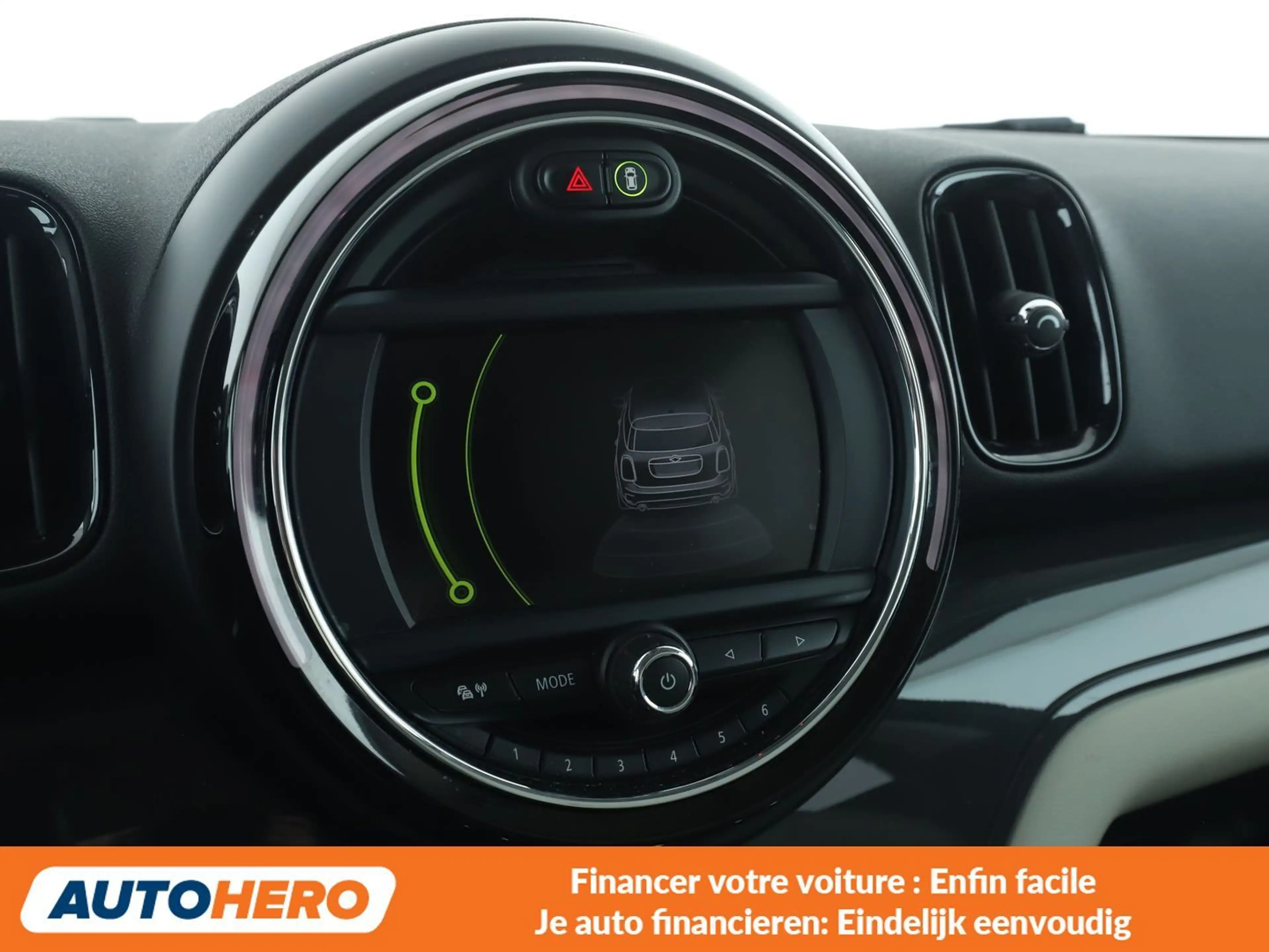 MINI Cooper D Countryman Cooper D — photo 9