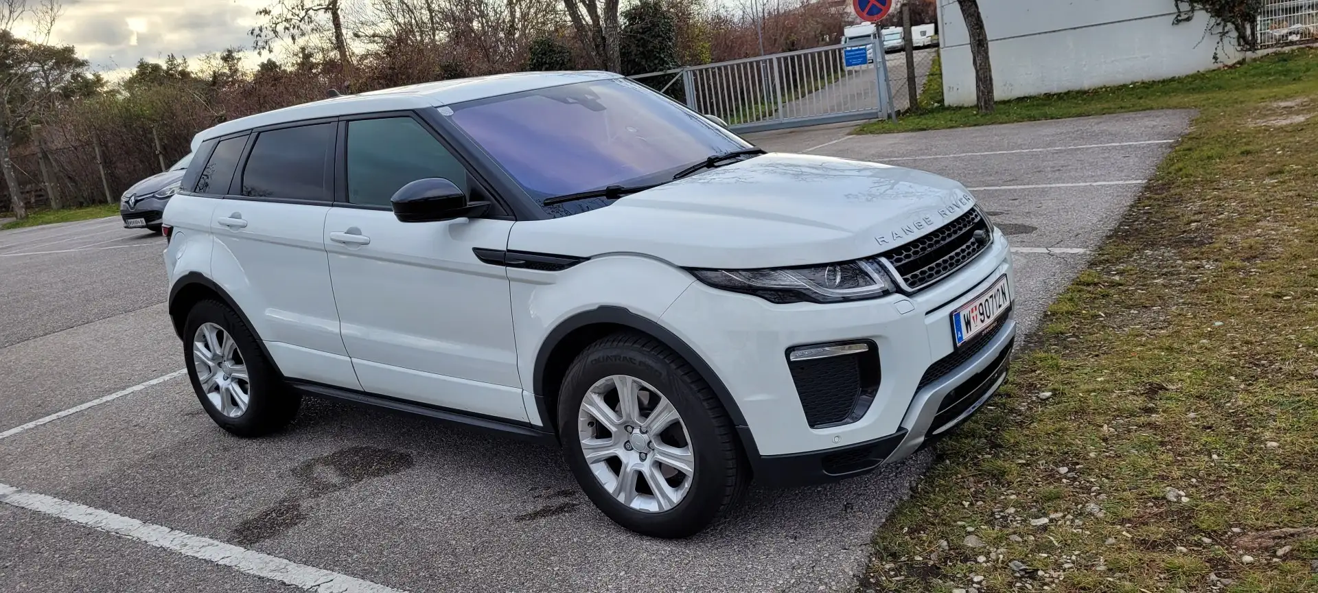 Land Rover Range Rover Evoque SE Dynamic 2,0 TD4 Aut. - 2