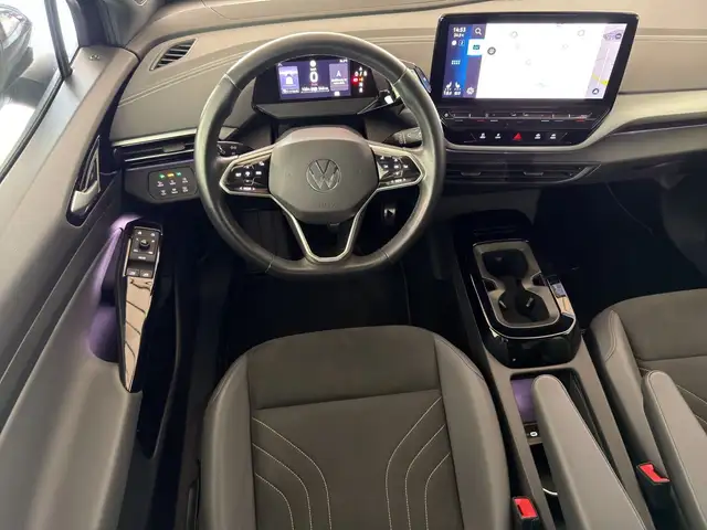 Volkswagen Id.5 view 8