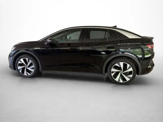Volkswagen Id.5 view 3