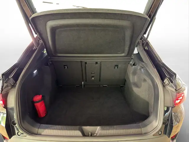 Volkswagen Id.5 view 12