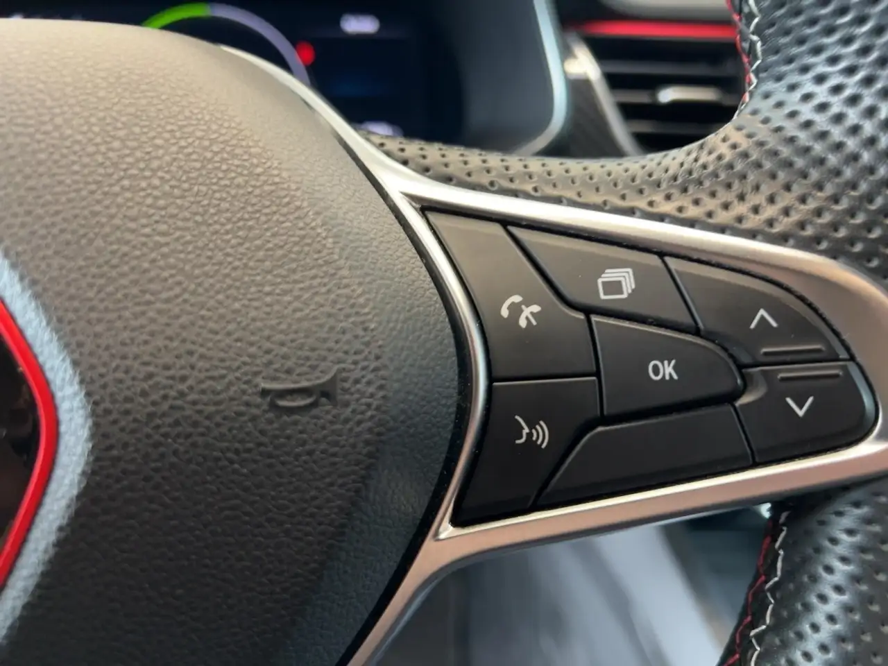 Renault Arkana R.S. LINE E-TECH Hybrid 145, миниатюра 15