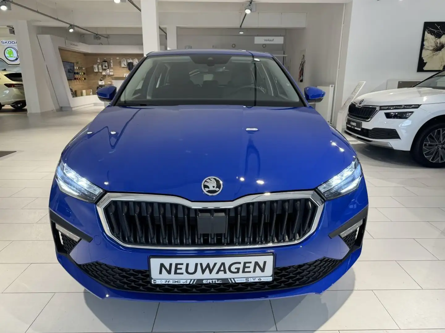Skoda Scala 1.0 TSI Essence ABS Fahrerairbag ESP ZV Blau - 2