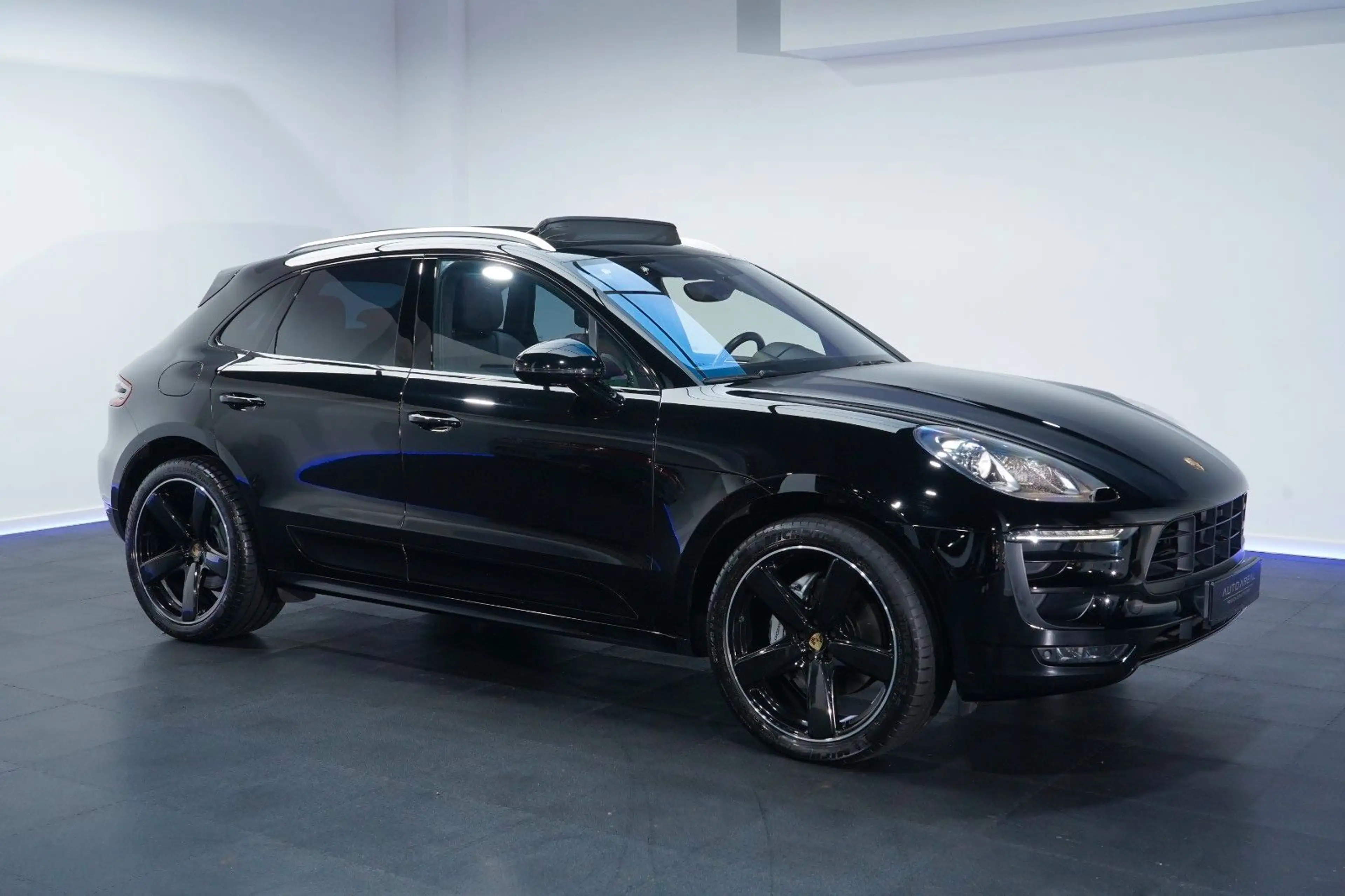 Porsche Macan S Diesel APPROVED 09/27 PDK/PANO/BOSE® — photo 11