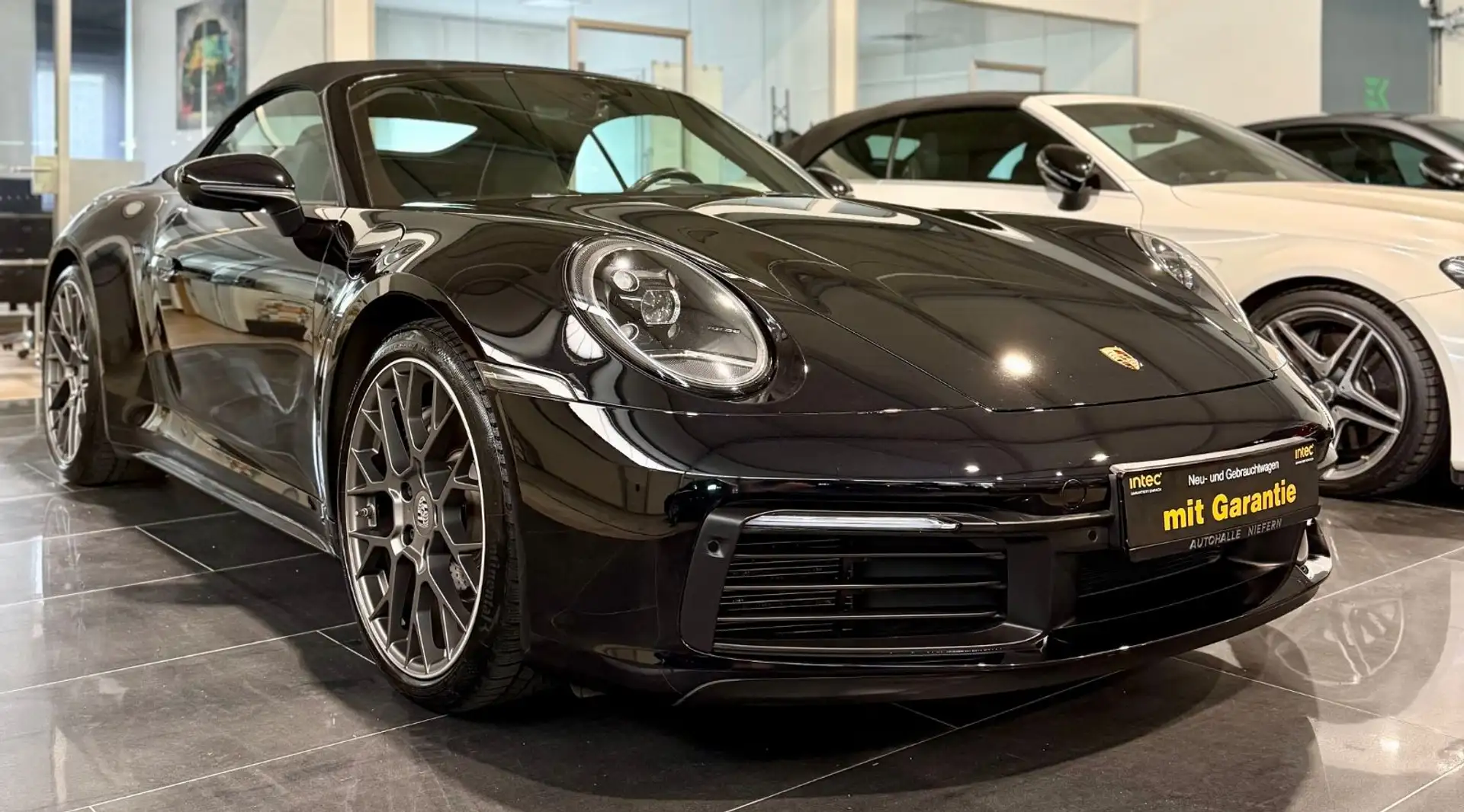 Porsche 992 Carrera Cabriolet*BOSE*360°*SHZ*SPORT AGA* Schwarz - 2