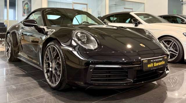 Porsche 992 Carrera Cabriolet*BOSE*360°*SHZ*SPORT AGA*