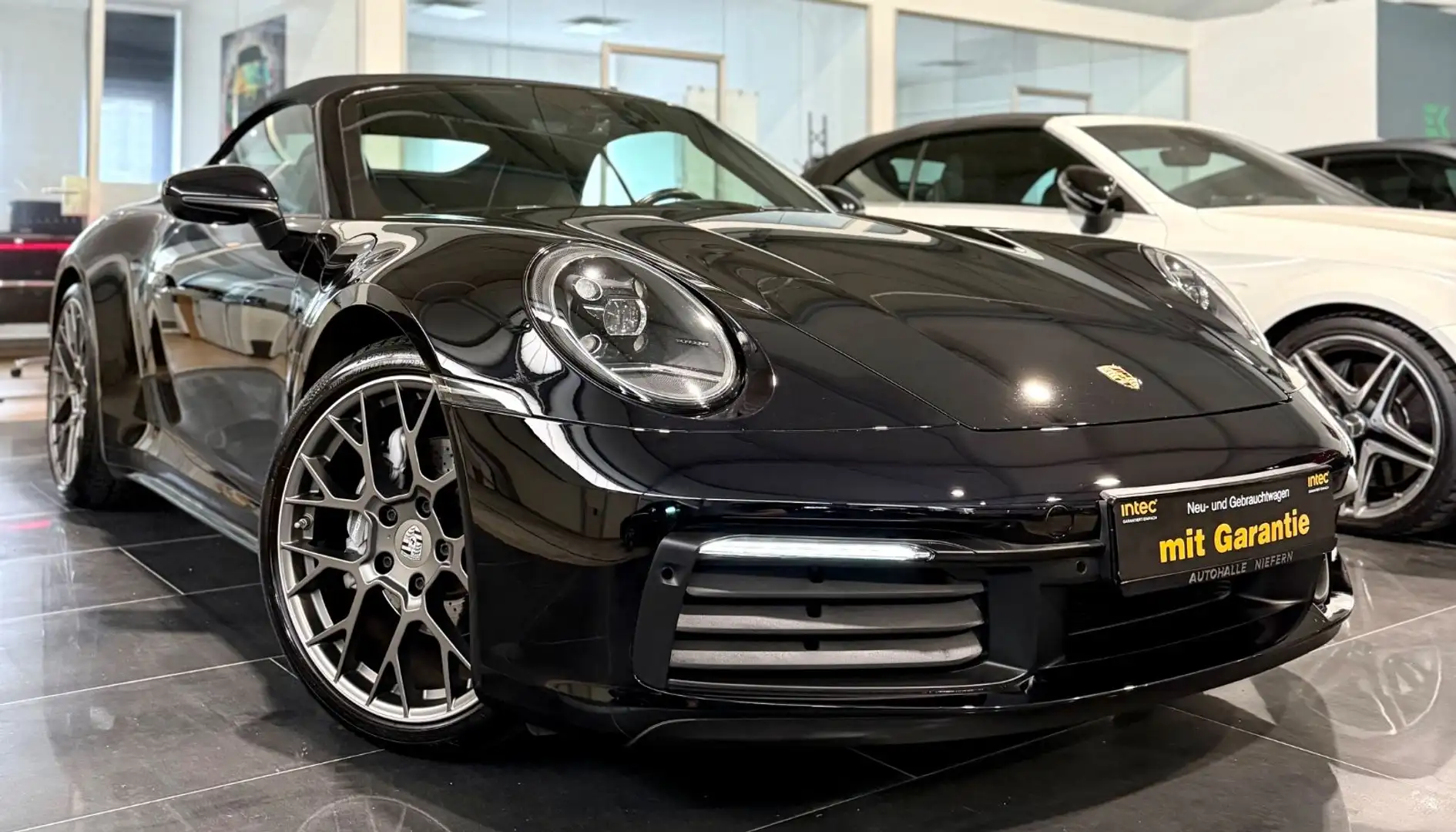 Porsche 992 Carrera Cabriolet*BOSE*360°*SHZ*SPORT AGA* Schwarz - 1