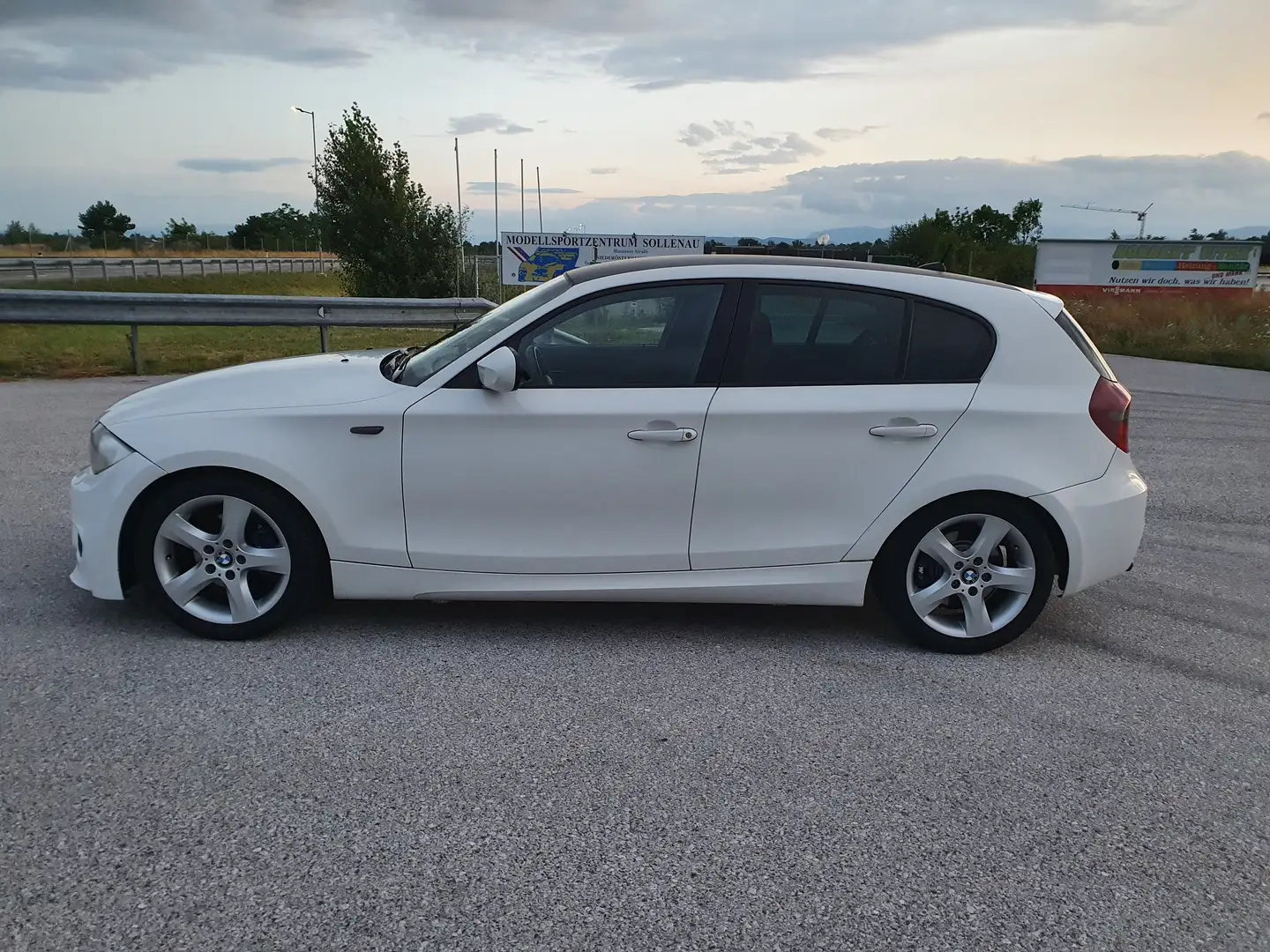 BMW 118 118d M-Paket Weiß - 2