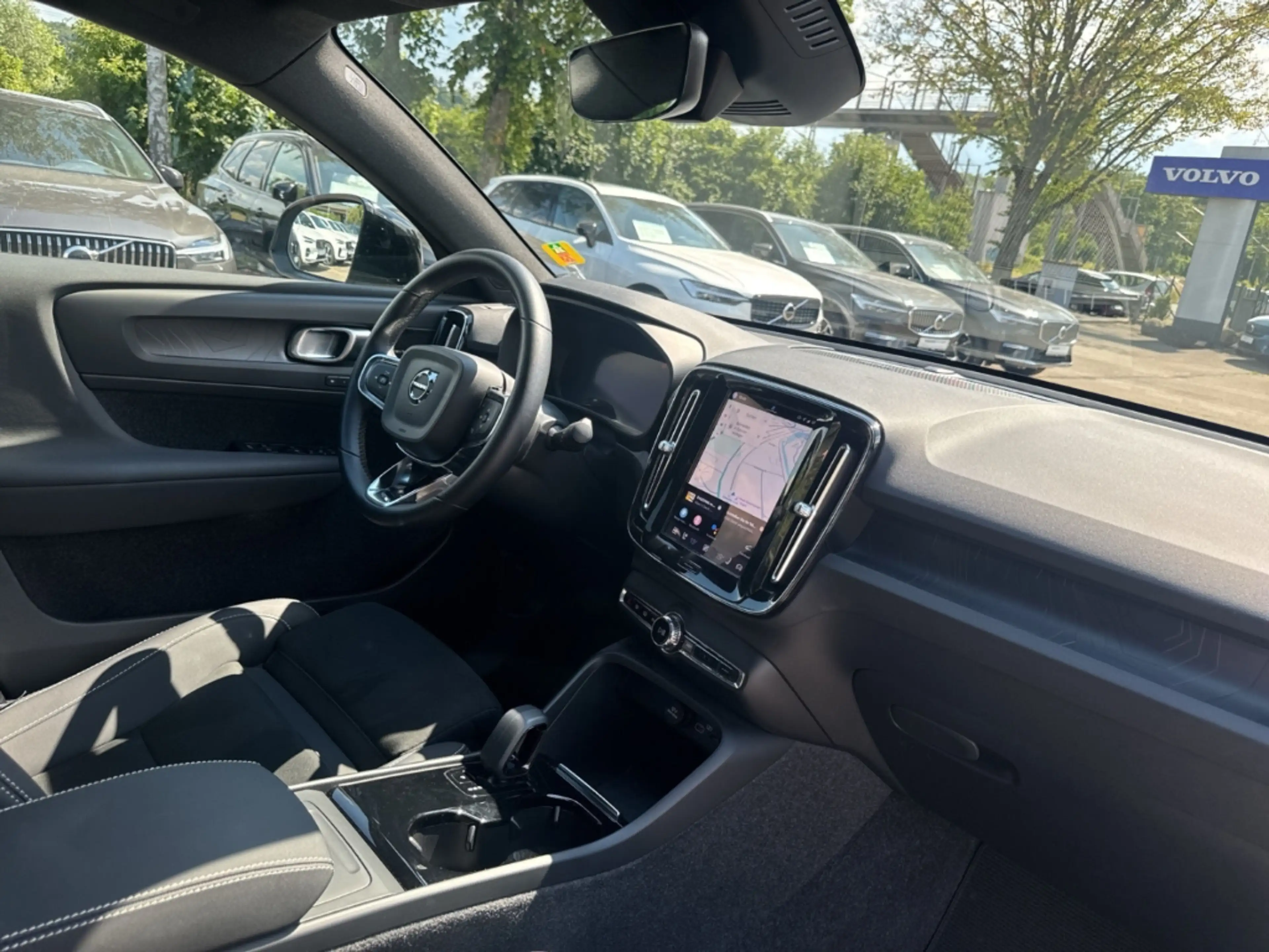 Volvo C40 Ultimate Recharge Pure Electric 2WD StandHZG Panor — photo 10