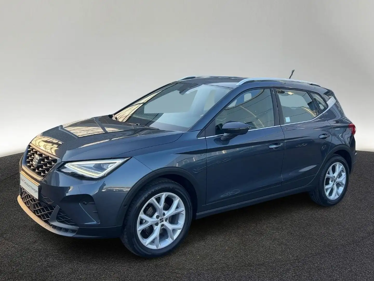 SEAT Arona 1.0 TSI FR 6-Gang LED Kamera Sitzhzg Grau - 2
