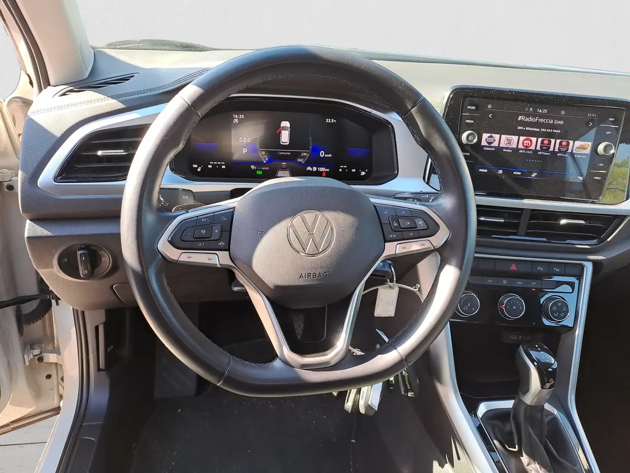Volkswagen T-Roc 1.5 TSI ACT DSG Life 12
