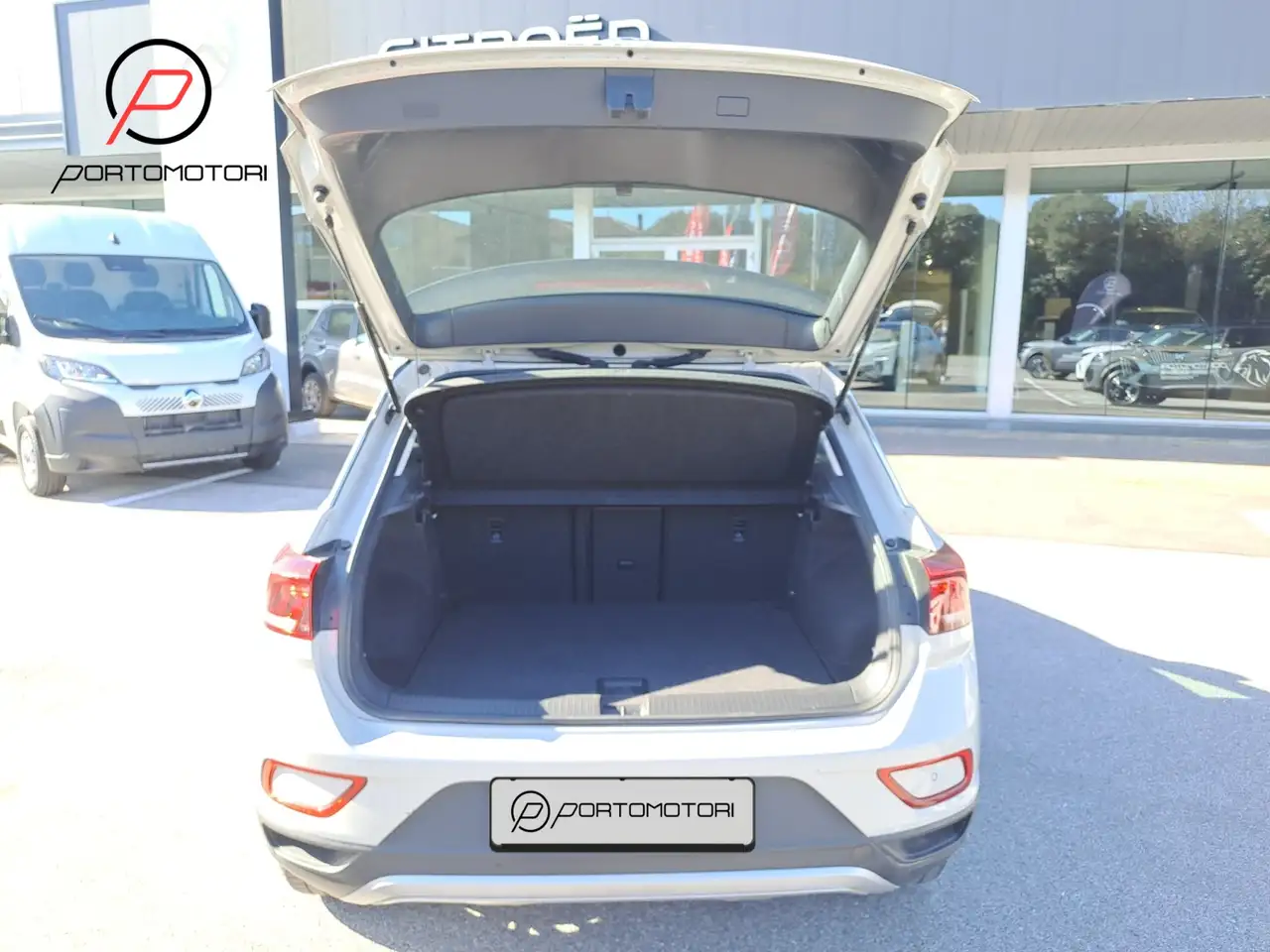 Volkswagen T-Roc 1.5 TSI ACT DSG Life 17