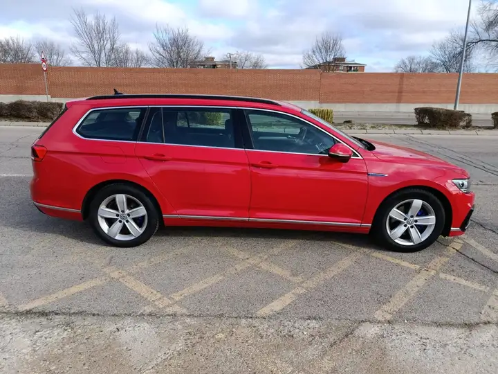 Volkswagen Passat Variant GTE 1.4 TSI e-Power 2021, foto 6