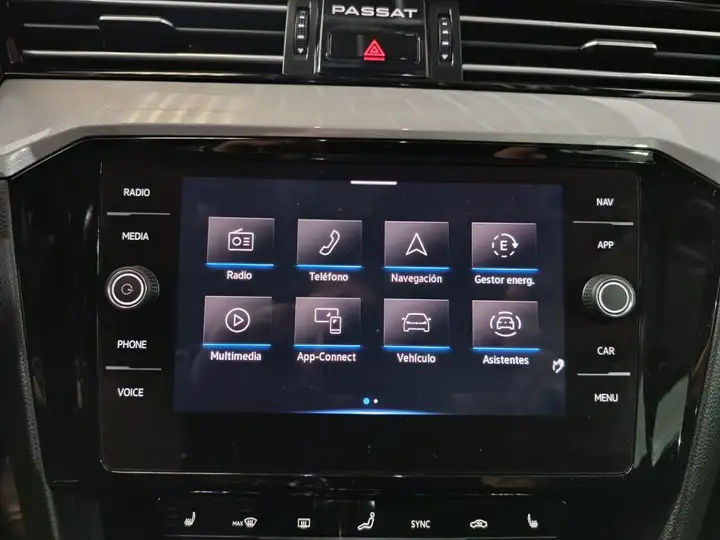 Volkswagen Passat Variant GTE 1.4 TSI e-Power 2021, foto 31