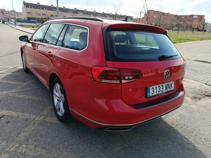 Volkswagen Passat Variant GTE 1.4 TSI e-Power 2021, foto 12