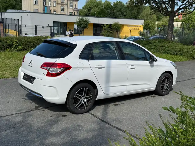 Citroen C4 view 6