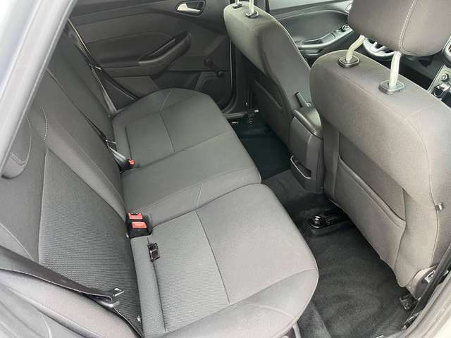 Ford Focus Turnier 1.0 EcoBoost Trend 2-Hand LED Euro 6 - Bild 11