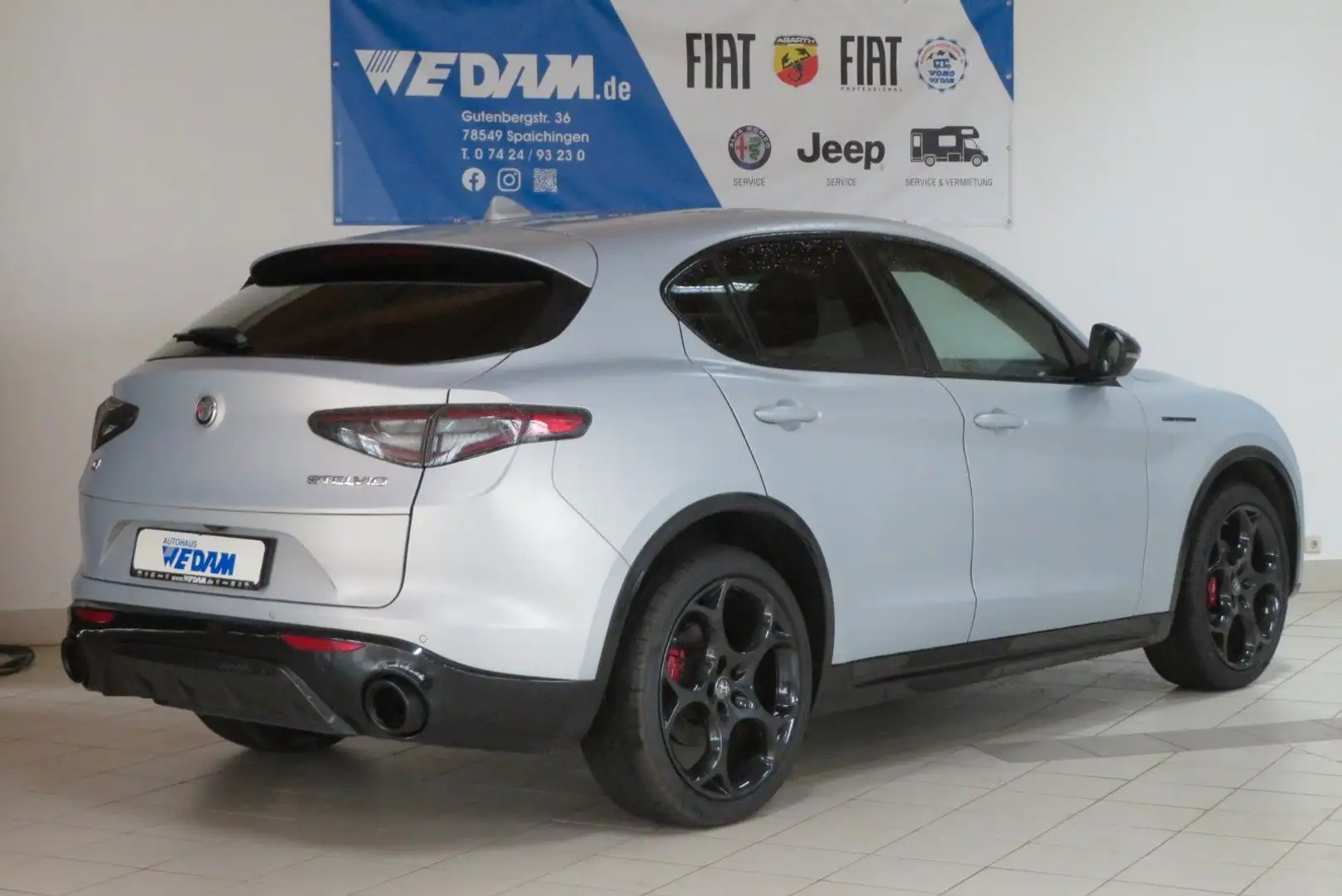 Alfa Romeo Stelvio Competizione Q4 280PS *Lunare Matt* Weiß - 2