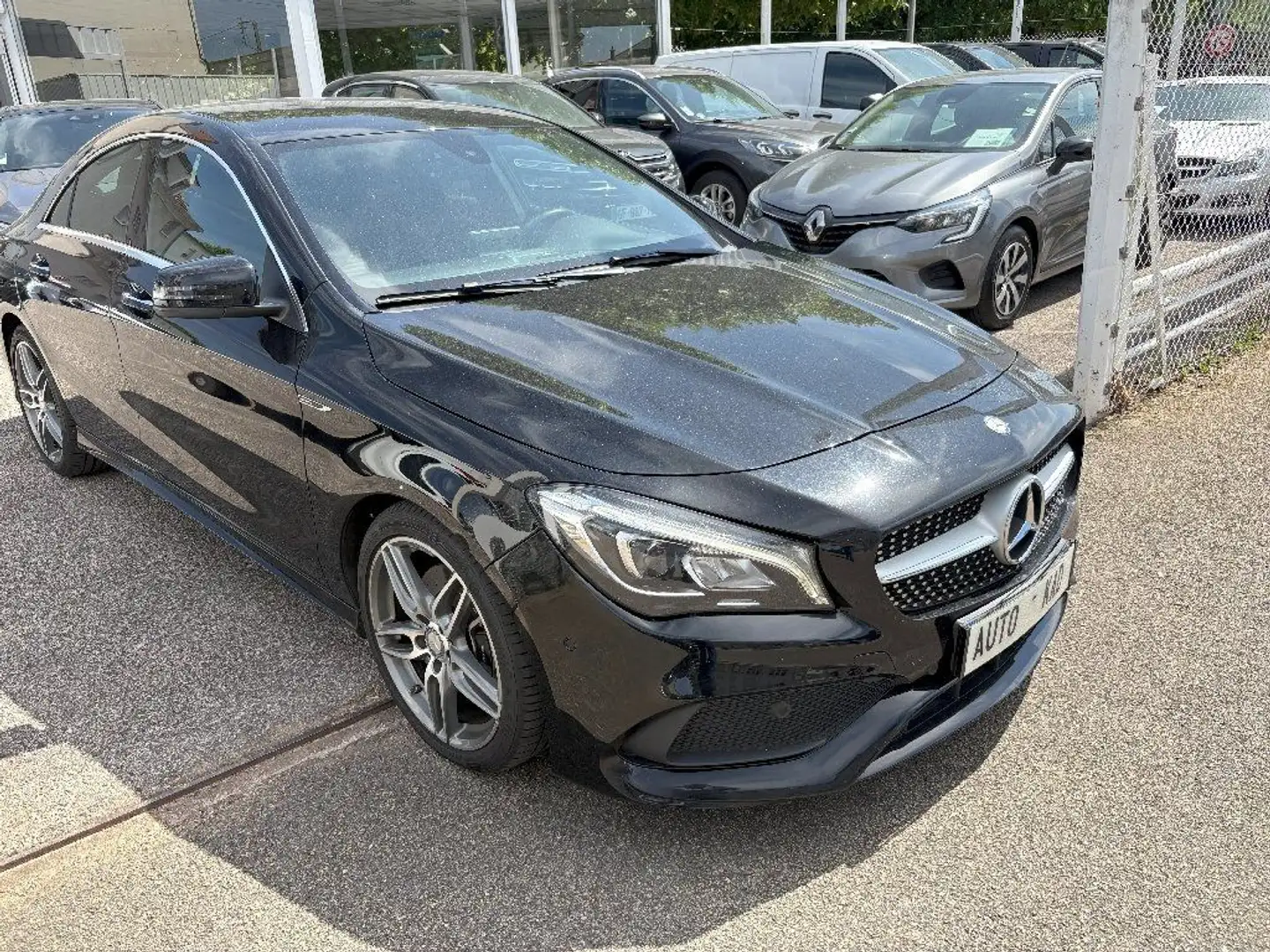 Mercedes-Benz CLA 220 CLASSE 220 d 7-G DCT A Launch Edition Negro - 1