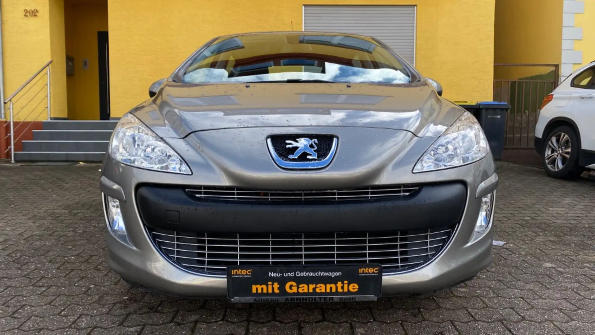 Peugeot 308 Premium*AUTOMATIK-G.*NUR 39000 km*TÜV NEU Grau - 2