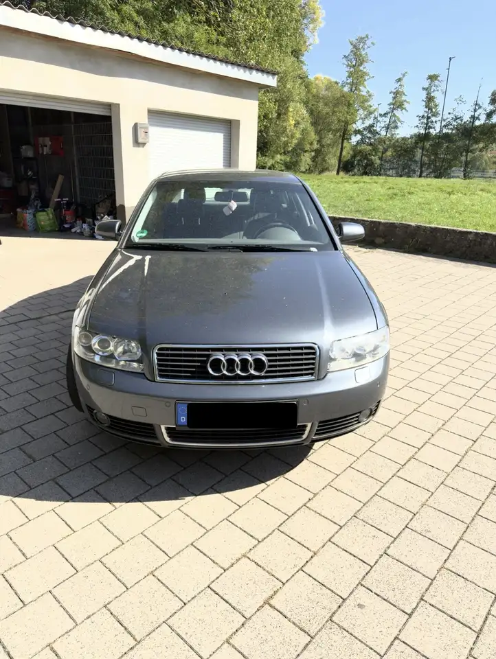 Audi A4 2.0, foto 1