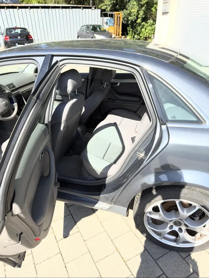 Audi A4 2.0, foto 11