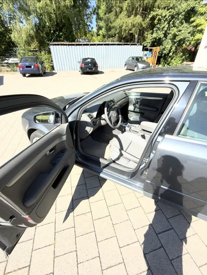 Audi A4 2.0, foto 10