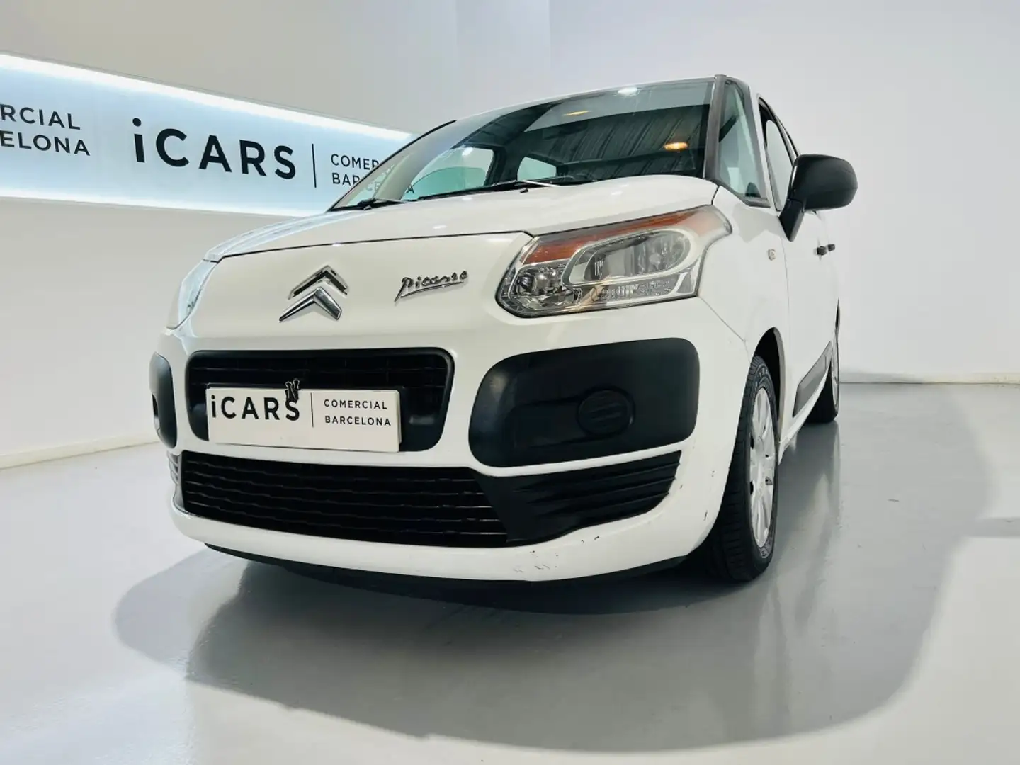 Citroen C3 Picasso 1.6HDi Attraction 90 Wit - 1