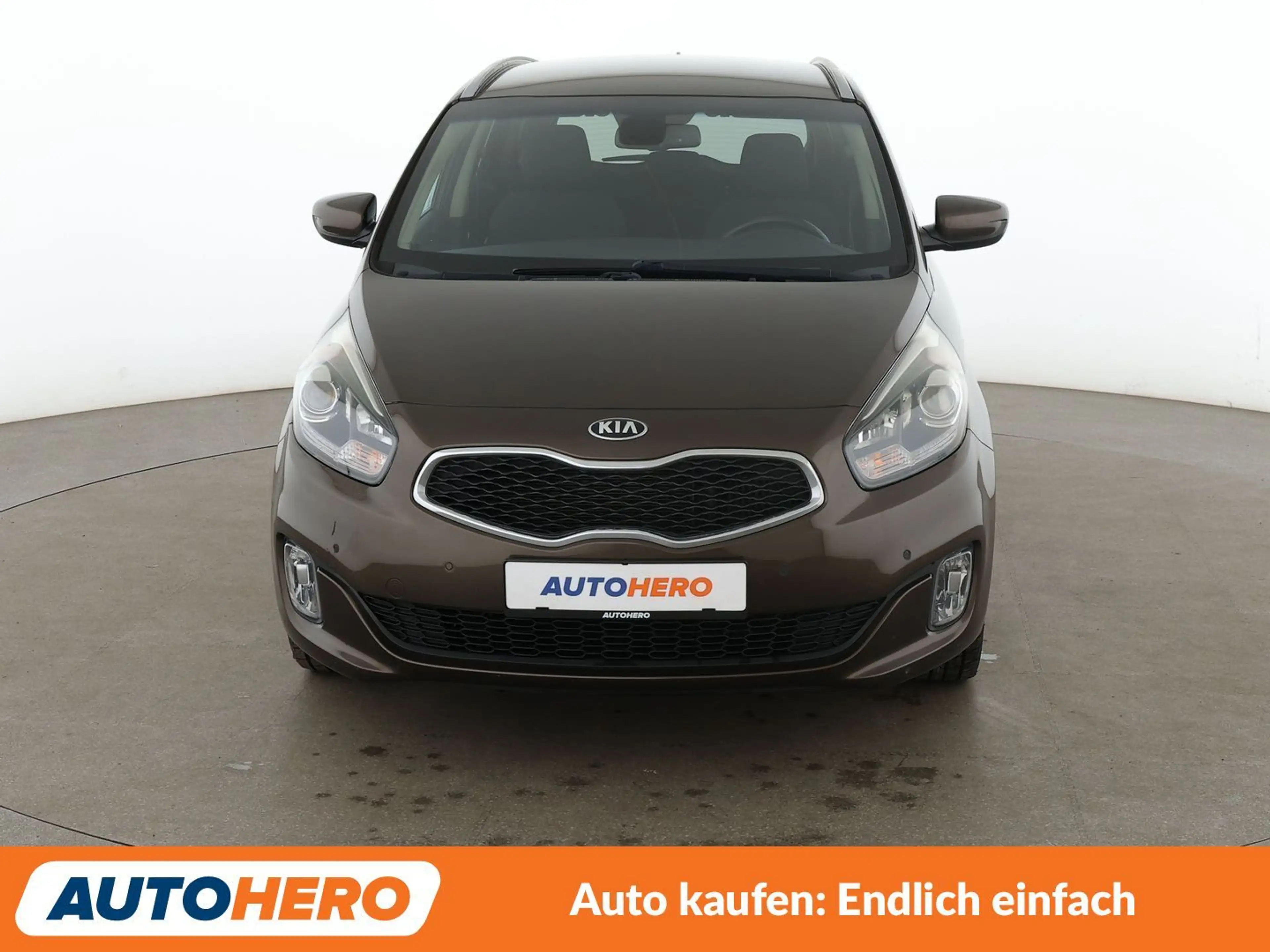 Kia Carens 1.7 CRDi UEFA Euro 2016*NAVI*TEMPO*CAM*PDC*SHZ* — photo 9