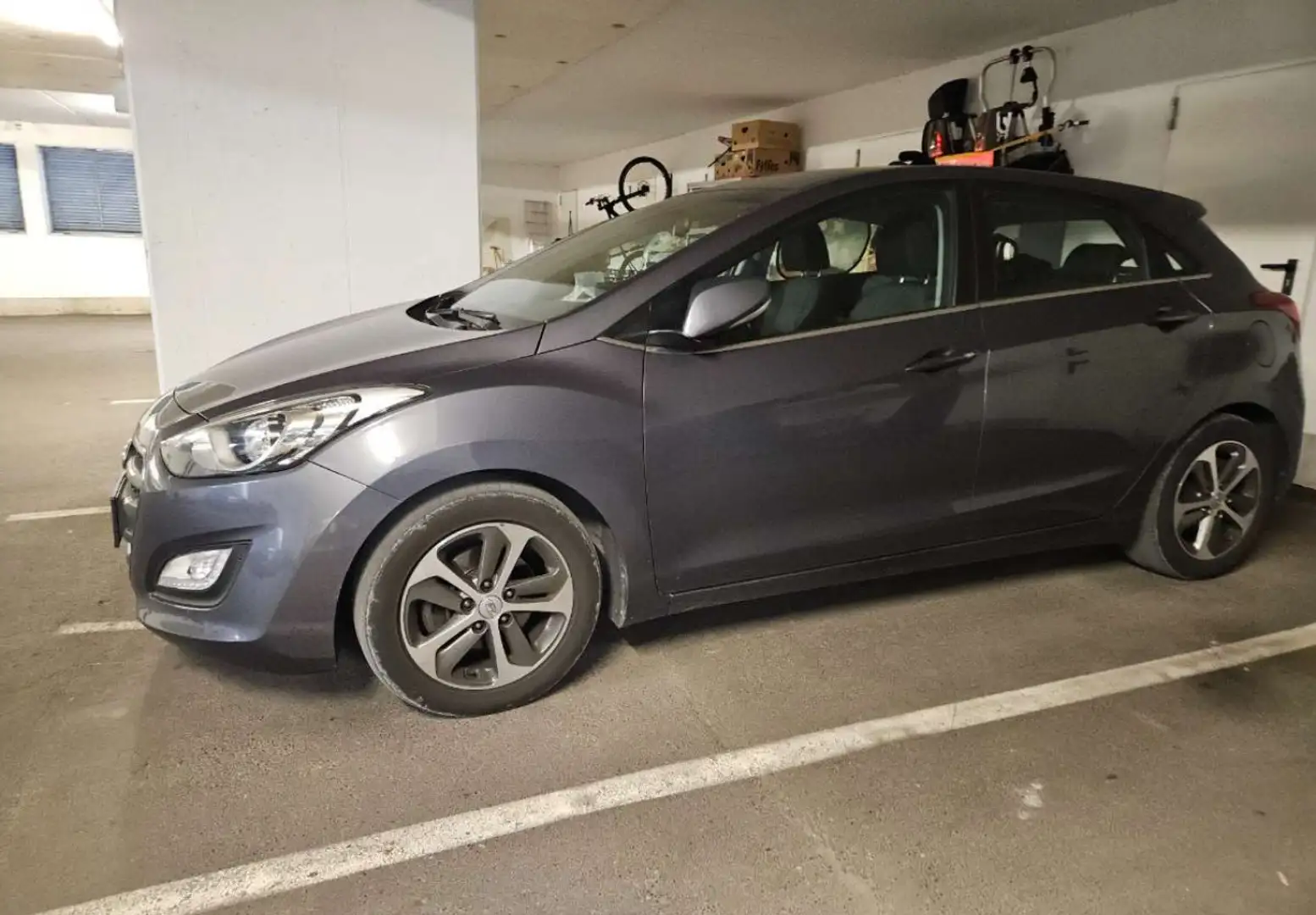 Hyundai i30 1,4 CRDi Comfort Limousine - 1