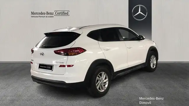 Hyundai Tucson view 2