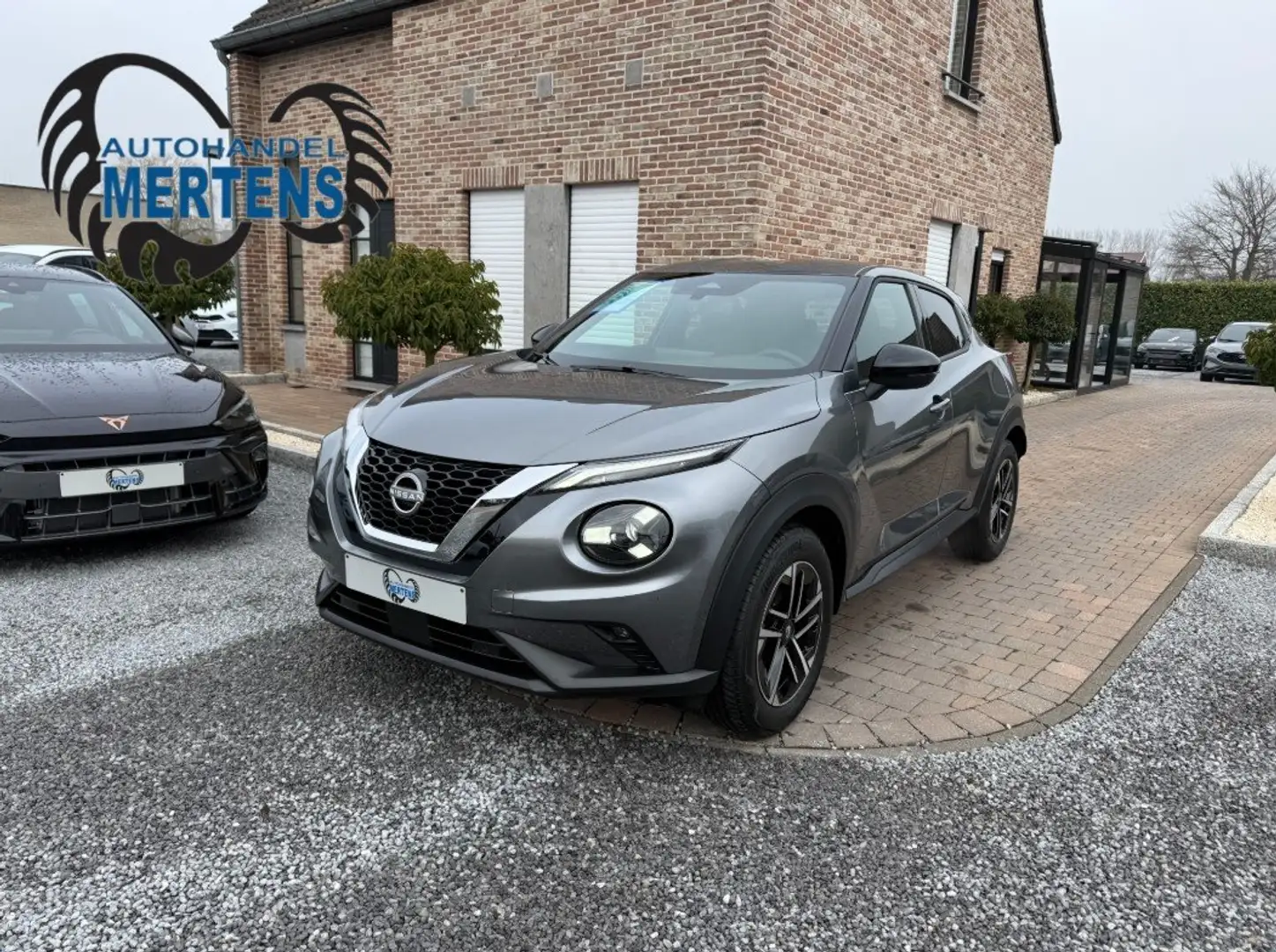 Nissan Juke 1.0 DIG-T NEW MODEL 114PK N-Connecta DCT NIEUW 0KM Grijs - 1
