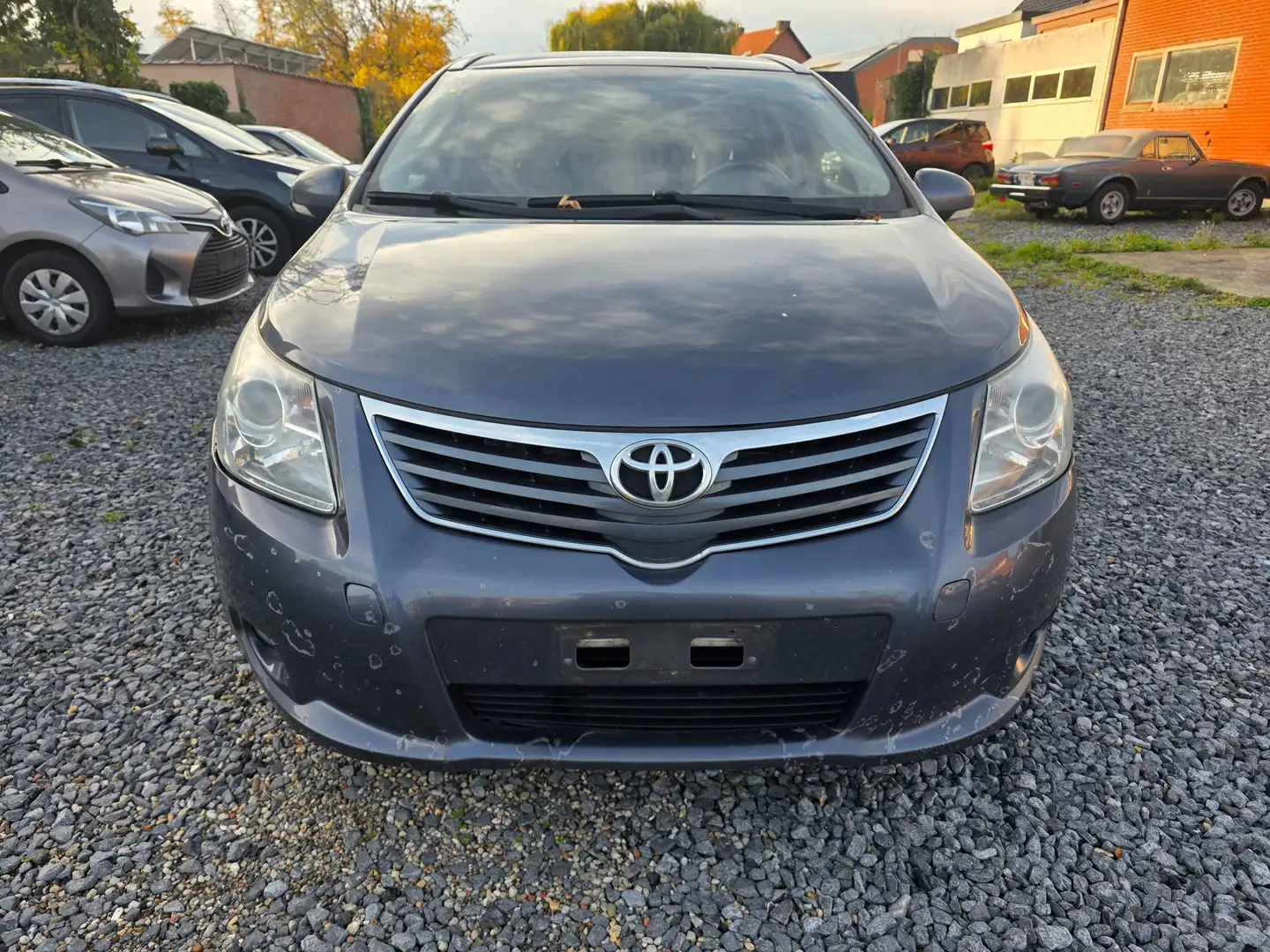 Toyota Avensis Avensis SW 2.0 D-4D Luna DPF Gris - 1