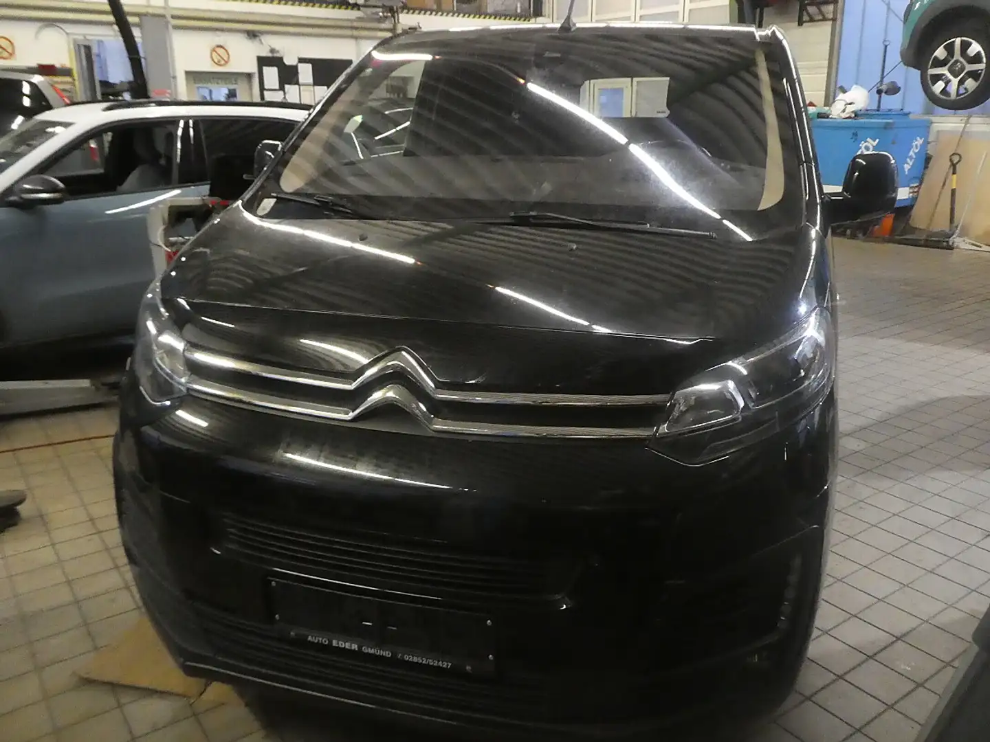 Citroen Jumpy Jumpy BlueHDi 120 S&S EAT8 M Komfort Plus Aut. Schwarz - 2