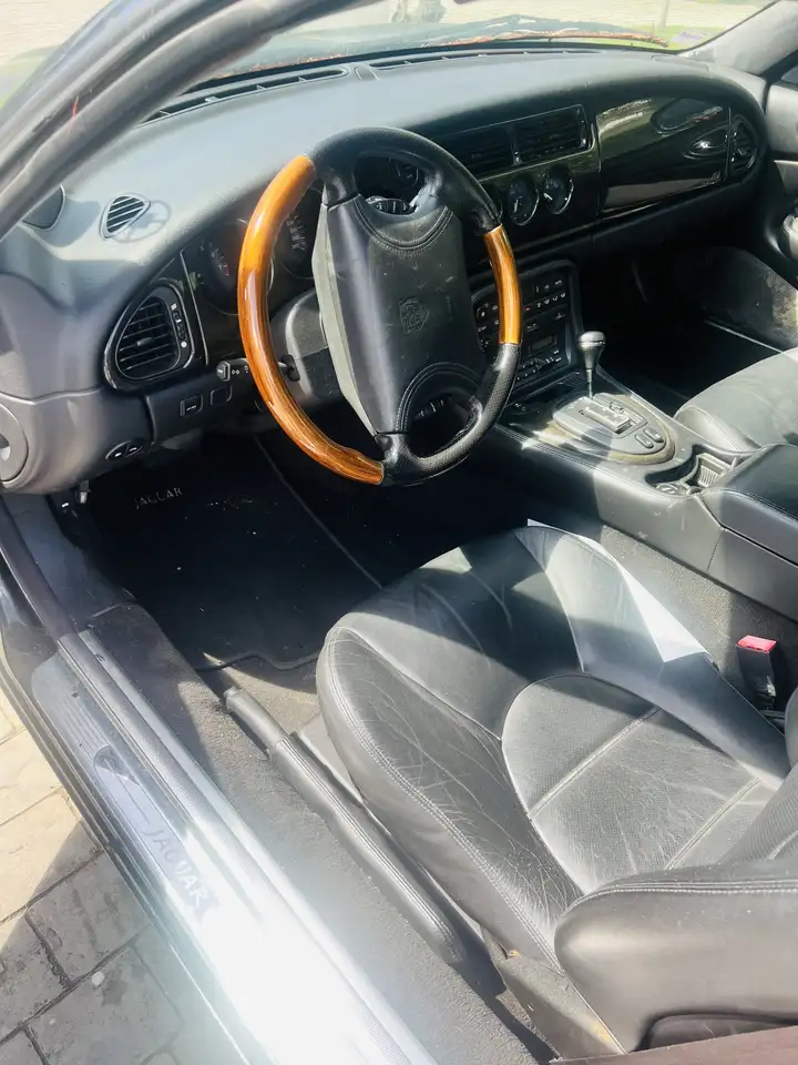 Jaguar XK8 Convertible 4.0, foto 3