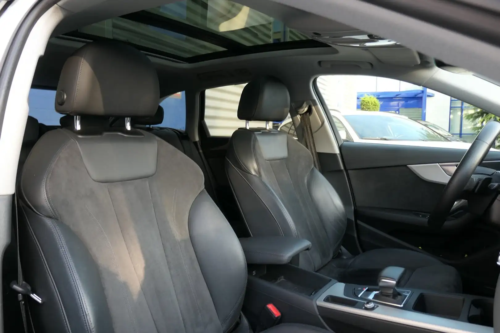 Audi A4 Avant 40 TDI Sport Panorama Kamera LED Top Zustand Blanc - 2